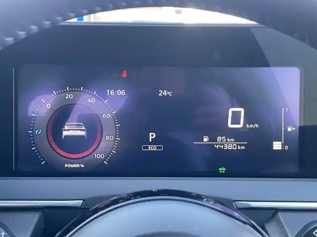 日産 ノート オーテック FOUR 道南・函館 2021(令3)年 4.5万km ピュアホワイトパール / スーパーブラック 2トーン ・純正ナビ/・フルセグＴＶ/・全周囲カメラ/・ドライブレコーダー/・クルーズコントロール/・レーンキープアシスト/・衝突被害軽減ブレーキ/・コーナーセンサー/・シートヒーター/・オートハイビーム/・ＥＴＣ/・ワンオーナー