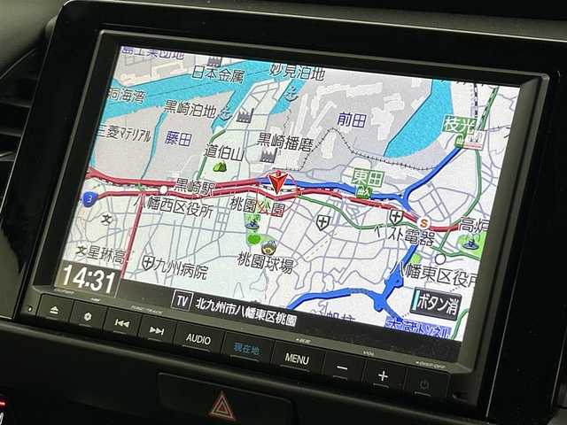 ホンダ フィット e:HEVリュクス 福岡県 2020(令2)年 8万km クリスタルブラックパール 純正８型ナビ(CD DVD BT フルセグTV) /バックカメラ /ETC　/シティブレーキシステム /レーンキープアシスト　/オートハイビーム　/レーダークルーズコントロール　/コーナーセンサー　/ハーフレザーシート　/シートヒーター　/オートライト /LEDヘッドライト　/フォグランプ