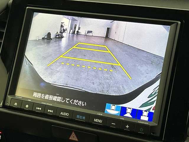 ホンダ フィット e:HEVリュクス 福岡県 2020(令2)年 8万km クリスタルブラックパール 純正８型ナビ(CD DVD BT フルセグTV) /バックカメラ /ETC　/シティブレーキシステム /レーンキープアシスト　/オートハイビーム　/レーダークルーズコントロール　/コーナーセンサー　/ハーフレザーシート　/シートヒーター　/オートライト /LEDヘッドライト　/フォグランプ