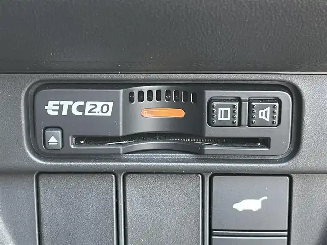 ホンダ ＺＲ－Ｖ ハイブリッド e:HEV Z 東京都 2024(令6)年 0.7万km クリスタルブラックパール ホンダコネクトナビ/マルチビューカメラ/衝突被害軽減/路外逸脱抑制/アダプティブクルーズコントロール/ブラインドスポット/ＥＴＣ/ドライブレコーダー/パワーバックドア/ワイヤレス充電器