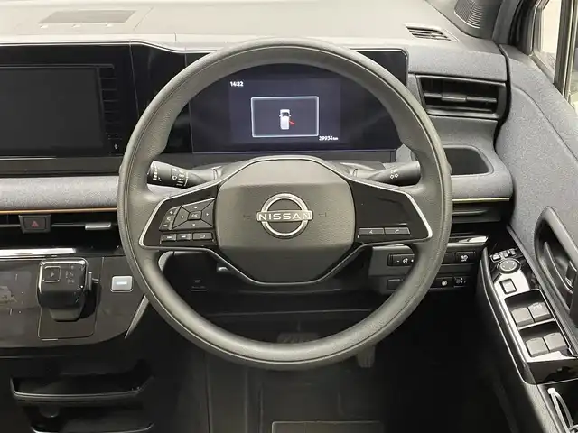 日産 サクラ X 兵庫県 2023(令5)年 3万km 茶 純正9インチディスプレイオーディオ/（BT、APPLECarPlay、Android　Aut）/バックカメラ/先行車発進お知らせ/ウィンカーミラー/オートライト/純正フロアマット/ドアバイザー/LEDヘッドライト/プッシュスタート/Eペダル/スマートキー/純正14インチAW