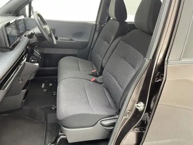 日産 サクラ X 兵庫県 2023(令5)年 3万km 茶 純正9インチディスプレイオーディオ/（BT、APPLECarPlay、Android　Aut）/バックカメラ/先行車発進お知らせ/ウィンカーミラー/オートライト/純正フロアマット/ドアバイザー/LEDヘッドライト/プッシュスタート/Eペダル/スマートキー/純正14インチAW