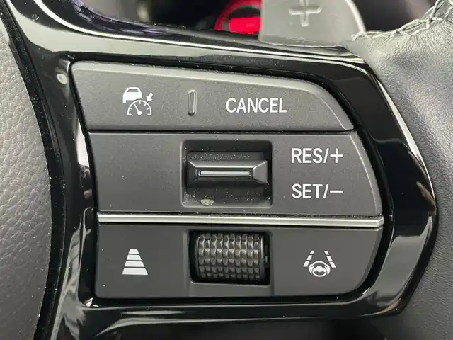 ホンダ ＺＲ－Ｖ ハイブリッド e:HEV Z 茨城県 2023(令5)年 2.1万km プラチナホワイトパール Honda SENSING/BOSEプレミアムサウンドシステム/純正ナビ/ディスプレイオーディオ/全周囲カメラ/フルセグTV/AppleCarPlay/Android Auto/レザーシート/シートヒーター/パワーシート/LEDヘッドライト/アイドリングストップ/オートホールド/電動バックドア/ステアリングヒーター/パドルシフト/ドライブレコーダー/ビルトインETC2.0/置き型充電/純正18インチAW