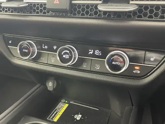 ホンダ ＺＲ－Ｖ ハイブリッド e:HEV Z 茨城県 2023(令5)年 2.1万km プラチナホワイトパール Honda SENSING/BOSEプレミアムサウンドシステム/純正ナビ/ディスプレイオーディオ/全周囲カメラ/フルセグTV/AppleCarPlay/Android Auto/レザーシート/シートヒーター/パワーシート/LEDヘッドライト/アイドリングストップ/オートホールド/電動バックドア/ステアリングヒーター/パドルシフト/ドライブレコーダー/ビルトインETC2.0/置き型充電/純正18インチAW