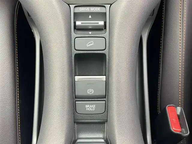 ホンダ ＺＲ－Ｖ ハイブリッド e:HEV Z 茨城県 2023(令5)年 2.1万km プラチナホワイトパール Honda SENSING/BOSEプレミアムサウンドシステム/純正ナビ/ディスプレイオーディオ/全周囲カメラ/フルセグTV/AppleCarPlay/Android Auto/レザーシート/シートヒーター/パワーシート/LEDヘッドライト/アイドリングストップ/オートホールド/電動バックドア/ステアリングヒーター/パドルシフト/ドライブレコーダー/ビルトインETC2.0/置き型充電/純正18インチAW