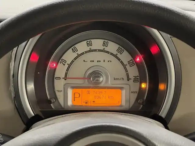 スズキ ラパン X 三重県 2012(平24)年 8.4万km チェリーピンクパールメタリック ガソリン/FF/インパネCVT/KENWOOD CD・MDプレイヤー（AM/FM/AUX対応）/ETC/安全/・ABS/装備/・プッシュスタート/・スマートキーx2/・電動格納ドアミラー/・パワーウインドウ/・マニュアルエアコン/・純正14inAW