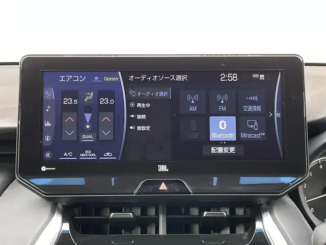 トヨタ ハリアー G 大阪府 2020(令2)年 3.5万km ホワイトパールクリスタルシャイン JBLプレミアムサウンド/純正ナビ（12.3インチ）/フルセグテレビ（BT/AM/FM）/バックカメラ/デジタルインナーミラー/オートホールド/プリクラッシュセーフティー/・レーントレーシングアシスト/・クルーズコントロール（追従走行アリ）/・アダプティブハイビームシステム/・ロードサインアシスト/・先行者発進告知機能/・SRSエアバッグ（運転席/助手席）/SRSニーエアバッグ（運転席）/SRSサイドエアバック（運転席/助手席）/SRSカーテンシールドエアバッグ（前後席）/・ISOFIX/リヤフォグランプ（右側）/ETC2.0/USB（1列目2つ/2列目2つ）/AUX/革巻きステアリング/ステアリングスイッチ