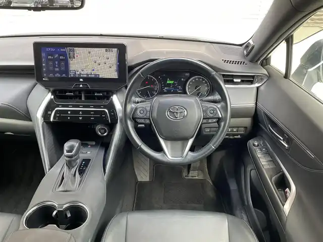 トヨタ ハリアー G 大阪府 2020(令2)年 3.5万km ホワイトパールクリスタルシャイン JBLプレミアムサウンド/純正ナビ（12.3インチ）/フルセグテレビ（BT/AM/FM）/バックカメラ/デジタルインナーミラー/オートホールド/プリクラッシュセーフティー/・レーントレーシングアシスト/・クルーズコントロール（追従走行アリ）/・アダプティブハイビームシステム/・ロードサインアシスト/・先行者発進告知機能/・SRSエアバッグ（運転席/助手席）/SRSニーエアバッグ（運転席）/SRSサイドエアバック（運転席/助手席）/SRSカーテンシールドエアバッグ（前後席）/・ISOFIX/リヤフォグランプ（右側）/ETC2.0/USB（1列目2つ/2列目2つ）/AUX/革巻きステアリング/ステアリングスイッチ