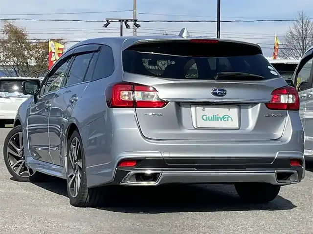 スバル レヴォーグ 2．0GT－S アイサイト 道央・札幌 2016(平28)年 8.2万km アイスシルバーメタリック ４WD/純正SDナビ/AM/FM/BT/SD/CD/DVD/フルセグ/アイサイト/衝突被害軽減ブレーキ/横滑り防止装置/レーダークルーズコントロール/レーンキープアシスト/ヒルアシストコントロール/ブラインドスポットモニター/バックカメラ/サイドカメラ/ビルトインETC/ドライブレコーダー/前席パワーシート/ハーフレザーシート/革巻きステアリング/ステアリングリモコン/パドルシフト/電動パーキング/MTモード付AT/プッシュスタート/スマートキー/LEDヘッドライト/オートライト/オートマチックハイビーム/フォグランプ/電動格納ミラー/ウィンカーミラー/純正フロアマット/ドアバイザー/スペアキー