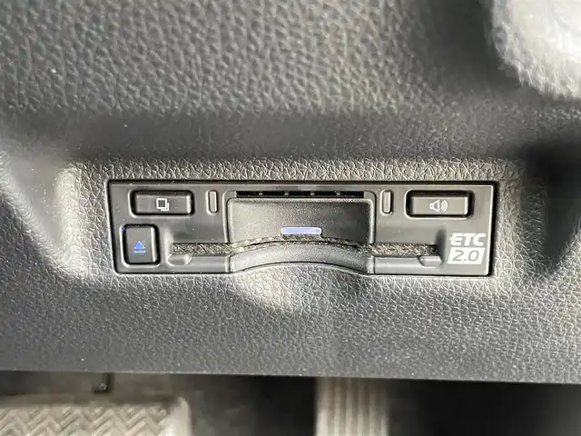 トヨタ シエンタ Z 東京都 2023(令5)年 1.6万km ベージュ 純正ディスプレイオーディオナビ/全方位カメラ/両側パワースライドドア/レーダークルーズコントロール/前席シートヒーター/ステアリングヒーター/フルセグTV/Bluetooth/コーナーセンサー/ブラインドスポットモニター/LEDヘッドライト/ETC2.0/ステアリングスイッチ/スマートキー/プッシュスタート