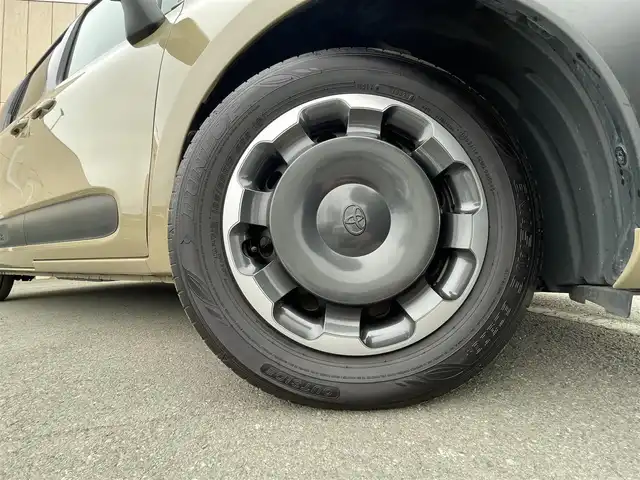 トヨタ シエンタ Z 東京都 2023(令5)年 1.6万km ベージュ 純正ディスプレイオーディオナビ/全方位カメラ/両側パワースライドドア/レーダークルーズコントロール/前席シートヒーター/ステアリングヒーター/フルセグTV/Bluetooth/コーナーセンサー/ブラインドスポットモニター/LEDヘッドライト/ETC2.0/ステアリングスイッチ/スマートキー/プッシュスタート