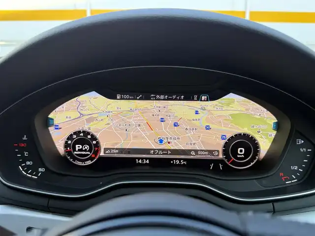 アウディ Ａ５ SB2．0TFSI Q スポーツ 愛知県 2017(平29)年 2万km グレイシアホワイトメタリック /正規ディーラー車//禁煙車//7速Sトロニック//Sラインパッケージ//マトリクスLED//バーチャルコックピット//MMIナビ//フルセグ/BT/CD/DVD/MSV/SD/USB/AUX//バックカメラ//ETC2.0//前後ドライブレコーダー//ハーフレザーシート//パワーシート//ランバーサポート//シートヒーター//電動リアゲート//アウディプレセンス//アクティブレーンアシスト//渋滞アシスト//レーダークルーズコントロール//パーキングエイド//エフィシエンシアシスト//アウディドライブセレクト//Efficiency/Comfort/Dynamic/Individual//ESC//パドルシフト//MTモード付きAT//純正18インチアルミホイール//スピードリミッター//アイドリングストップ//シーケンシャルウィンカー//ハイビームアシスト//リアフォグランプ//デイライムランニングライト//オールウェザーライト//カミング・リービングホームライト//プッシュスタート//スペアスマートキー//革巻きステアリング//ステアリングリモコン//チルト＆テレスコピックステアリング//純正フロアマット//トノカバー//レインセンサー//オートリトラクタブルウィンカーミラー//保証書/取扱説明書//D記録簿H30.R1.5.6