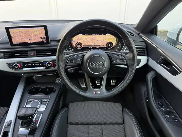アウディ Ａ５ SB2．0TFSI Q スポーツ 愛知県 2017(平29)年 2万km グレイシアホワイトメタリック /正規ディーラー車//禁煙車//7速Sトロニック//Sラインパッケージ//マトリクスLED//バーチャルコックピット//MMIナビ//フルセグ/BT/CD/DVD/MSV/SD/USB/AUX//バックカメラ//ETC2.0//前後ドライブレコーダー//ハーフレザーシート//パワーシート//ランバーサポート//シートヒーター//電動リアゲート//アウディプレセンス//アクティブレーンアシスト//渋滞アシスト//レーダークルーズコントロール//パーキングエイド//エフィシエンシアシスト//アウディドライブセレクト//Efficiency/Comfort/Dynamic/Individual//ESC//パドルシフト//MTモード付きAT//純正18インチアルミホイール//スピードリミッター//アイドリングストップ//シーケンシャルウィンカー//ハイビームアシスト//リアフォグランプ//デイライムランニングライト//オールウェザーライト//カミング・リービングホームライト//プッシュスタート//スペアスマートキー//革巻きステアリング//ステアリングリモコン//チルト＆テレスコピックステアリング//純正フロアマット//トノカバー//レインセンサー//オートリトラクタブルウィンカーミラー//保証書/取扱説明書//D記録簿H30.R1.5.6
