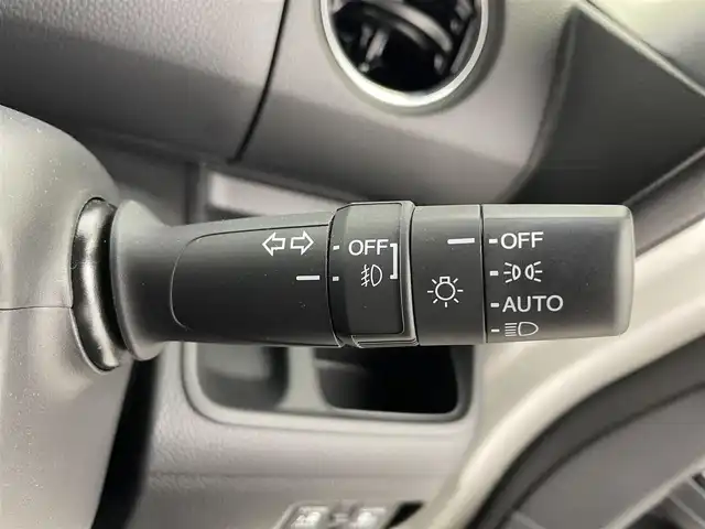 ホンダ Ｎ ＢＯＸ カスタム G L ホンダセンシング 富山県 2019(平31)年 1.8万km プラチナホワイトパール ワンオーナー/純正ナビ(AM/FM/DVD/CD/BT)/フルセグTV/バックカメラ/レーダークルーズコントロール/レーンキープアシスト/衝突軽減ブレーキ/両側パワースライドドア/前方ドライブレコーダー/後方コーナーセンサー/横滑り防止装置/純正AW/社外AW付スタッドレスタイヤ車載/社外フロアマット/オートライト/LEDヘッドライト/サンシェード/取扱説明書/保証書