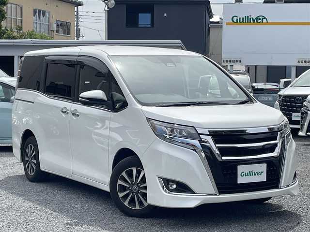 トヨタ エスクァイア Gi 埼玉県 2018(平30)年 5万km ホワイトパールクリスタルシャイン レザーシート/前席シートヒーター/純正ＳＤナビ＆フルセグＴＶ/（ＤＶＤ＆ＣＤ＆ＭＳＶ＆ＢＴ）/バックカメラ/ビルトインＥＴＣ（２．０）/ドライブレコーダー/Ｔｏｙｏｔａ　Ｓａｆｅｔｙ　Ｓｅｎｓｅ　Ｃ/・プリクラッシュセーフティシステム/・レーンディパーチャーアラート/・オートマチックハイビーム/・先行車発進告知機能/クルーズコントロール/ウッドコンビステアリング/ステアリングリモコン/アイドリングストップ/両側パワースライドドア/ＴＲＤフロントグリル/純正１５inアルミホイール/オートライト/ＬＥＤライト/フォグランプ/オート電動格納ミラー/スマートキー/プッシュスタート/Ｗ＆ニーエアバッグ/横滑り防止機能/ＡＢＳ/ドアバイザー/フロアマット/新車保証書/取扱説明書（車両＆ナビ）/スマートスペアキー有