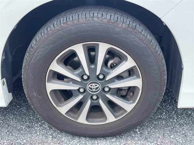 トヨタ エスクァイア Gi 埼玉県 2018(平30)年 5万km ホワイトパールクリスタルシャイン レザーシート/前席シートヒーター/純正ＳＤナビ＆フルセグＴＶ/（ＤＶＤ＆ＣＤ＆ＭＳＶ＆ＢＴ）/バックカメラ/ビルトインＥＴＣ（２．０）/ドライブレコーダー/Ｔｏｙｏｔａ　Ｓａｆｅｔｙ　Ｓｅｎｓｅ　Ｃ/・プリクラッシュセーフティシステム/・レーンディパーチャーアラート/・オートマチックハイビーム/・先行車発進告知機能/クルーズコントロール/ウッドコンビステアリング/ステアリングリモコン/アイドリングストップ/両側パワースライドドア/ＴＲＤフロントグリル/純正１５inアルミホイール/オートライト/ＬＥＤライト/フォグランプ/オート電動格納ミラー/スマートキー/プッシュスタート/Ｗ＆ニーエアバッグ/横滑り防止機能/ＡＢＳ/ドアバイザー/フロアマット/新車保証書/取扱説明書（車両＆ナビ）/スマートスペアキー有