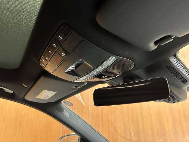 メルセデス・ベンツ Ｍ・ベンツ Ｅ２２０ｄ ステーションワゴン スポーツ 千葉県 2022(令4)年 0.8万km ダイヤモンドホワイト サンルーフ　/エクスクルーシブＰＫＧ　/黒革シート/Ｂｕｒｍｅｓｔｅｒ　/３６０°カメラ　/ＨＵＤ　/パワーシート　/シートヒーター　/電動リアゲート　/レーダーセーフティＰＫＧ　/ディスタンスパイロット　/レーンアシスト