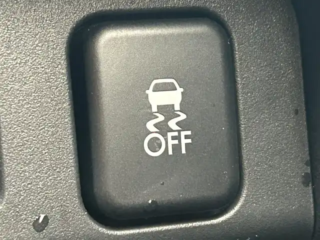 スバル インプレッサ スポーツ 2．0i アイサイト 岩手県 2012(平24)年 7.9万km サテンホワイトパール アイサイトVer.2　クルコン　プリクラッシュブレーキ　ＡＴ誤発進抑制　警報＆お知らせ機能　ナビ　バックカメラ　Ｂｌｕｅｔｏｏｔｈ　ＤＶＤ再生　フルセグ　純正１６ＡＷ　ＨＩＤオートライト　Ｆフォグ　ＥＴＣ