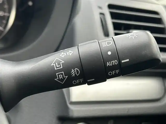 スバル インプレッサ スポーツ 2．0i アイサイト 岩手県 2012(平24)年 7.9万km サテンホワイトパール アイサイトVer.2　クルコン　プリクラッシュブレーキ　ＡＴ誤発進抑制　警報＆お知らせ機能　ナビ　バックカメラ　Ｂｌｕｅｔｏｏｔｈ　ＤＶＤ再生　フルセグ　純正１６ＡＷ　ＨＩＤオートライト　Ｆフォグ　ＥＴＣ