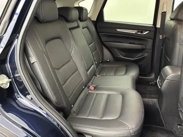 マツダ ＣＸ－５ XD Lパッケージ 福岡県 2017(平29)年 6.4万km ディープクリスタルブルーマイカ マツダコネクトナビ／フルセグＴＶ　/バック、サイドカメラ　/レーダークルコン　/コーナーセンサー　/スマートシティブレーキサポート　/レーンキープ　/ＢＳＭ　/シートヒーター　/ステアリングヒーター　/パワーバックドア　/ＬＥＤヘッドライト