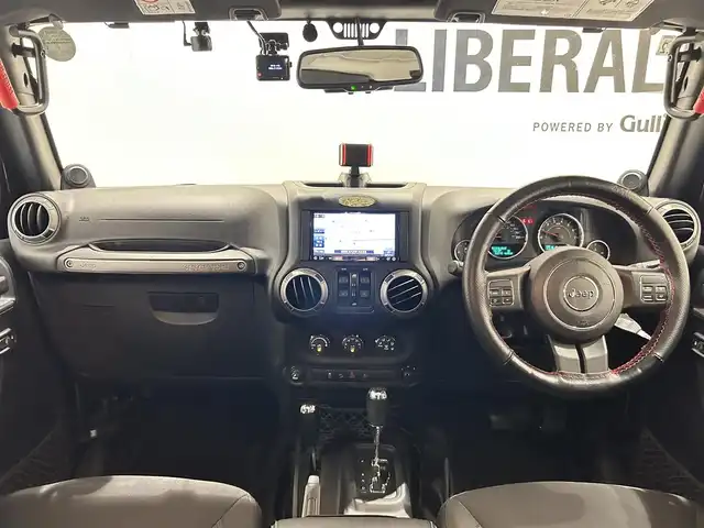 クライスラー・ジープ ジープ ラングラー アンリミテッド スポーツ 福岡県 2015(平27)年 6.5万km 黒 Ｃａｒｒｏｚｚｅｒｉａナビ（ＡＶＩＣ－ＲＺ０９）／ＴＶ　/クルーズコントロール　/ＬＥＤヘッドライト　/Ｂ／Ｓカメラ　/Ｂｌｕｅｔｏｏｔｈ　/ＣＤ／ＤＶＤ　/ドライブレコーダー　/純正１７インチＡＷ