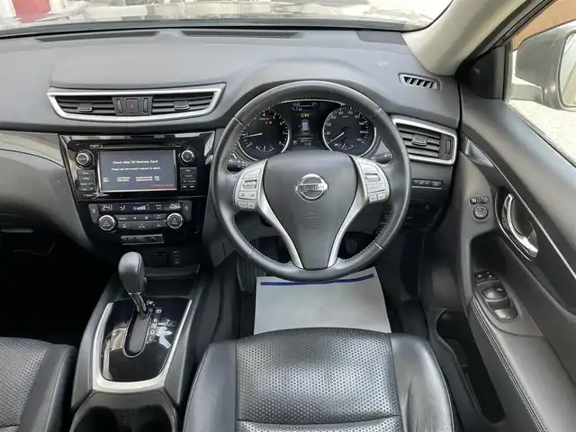 日産 エクストレイル 20X エマージェンシーブレーキ 岩手県 2014(平26)年 9.9万km チタニウムカーキ (株)IDOMが運営する【じしゃロン盛岡店】の自社ローン専用車両になりますこちらは現金またはオートローンご利用時の価格です。自社ローンご希望の方は別途その旨お申付け下さい/純正ＳＤナビ/AM/FM/CD/DVD/SD/AUX/USB/BT/フルセグＴＶ/全周囲バックカメラ/ETC/エマージェンシーＢ/クルーズコントロール/前後コーナーセンサー/前席シートヒーター/アイドリングS/ドアバイザー/フロアマット/プッシュスタート/スマートキー/スペアキーあり/取扱説明書/保証書