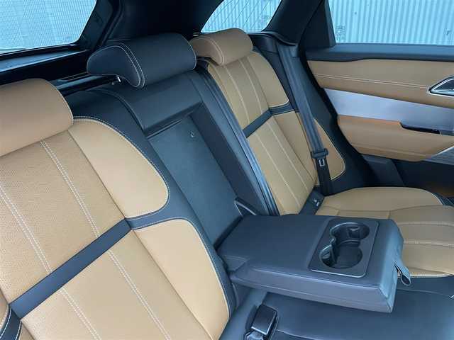ランドローバー レンジローバーヴェラール Rダイナミック HSE 250PS 栃木県 2022(令4)年 3.5万km 黒 ワンオーナー/サンルーフ/純正ナビ（BT/AppleCarPlay/Android Auto)/MERIDIANプレミアムサウンド/前席マッサージ機能/デジタルインナーミラー/ヘッドアップディスプレイ/前席メモリーシート/茶皮シート/前席メモリーシート/シートヒーター/エアーシート/全方位モニター（バック・サイド・フロント）/ドライブレコーダー（前後）/LEDヘッドライト/レーダークルーズコントロール/ブラインドスポットモニター/ステアリングヒーター/エマージェンシーブレーキ/純正20inAW/スマートキー/スペアキー１/メーカー保証書/取扱説明書
