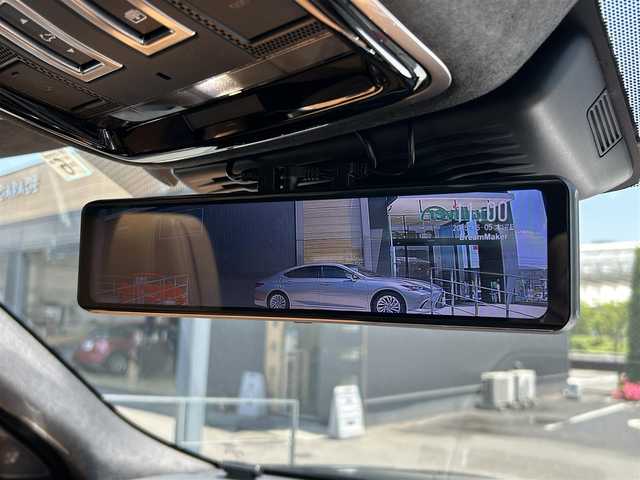 ランドローバー レンジローバーヴェラール オーリックエディション 福島県 2022(令4)年 3.5万km 黒 ワンオーナー/サンルーフ/純正ナビ（BT/AppleCarPlay/Android Auto)/MERIDIANプレミアムサウンド/前席マッサージ機能/デジタルインナーミラー/ヘッドアップディスプレイ/前席メモリーシート/茶皮シート/前席メモリーシート/シートヒーター/エアーシート/全方位モニター（バック・サイド・フロント）/ドライブレコーダー（前後）/LEDヘッドライト/レーダークルーズコントロール/ブラインドスポットモニター/ステアリングヒーター/エマージェンシーブレーキ/純正20inAW/スマートキー/スペアキー１/メーカー保証書/取扱説明書