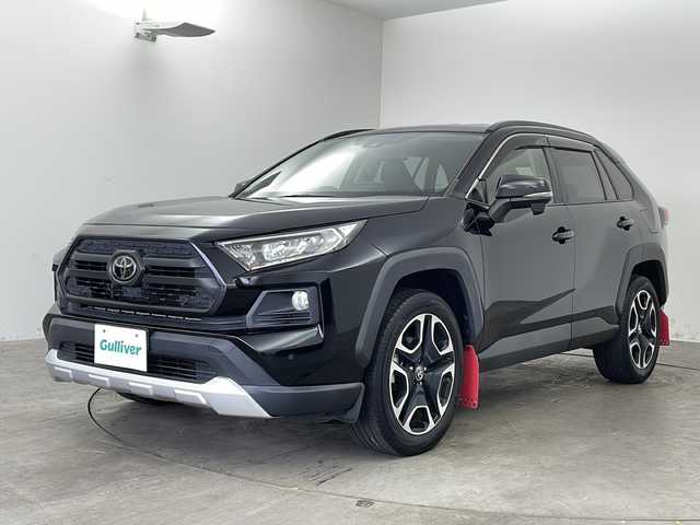 トヨタ ＲＡＶ４ アドベンチャー 兵庫県 2019(令1)年 5.6万km アティチュードブラックマイカ ・社外ナビ/CD/DVD/USB/BT/TV/・バックカメラ/・ビルトインETC/・合皮シート/・パワーシート/・トヨタセーフティセンス/・プリクラッシュセーフティ/・レーンディパーチャーアラート/・レーダークルーズコントロール/・オートマチックハイビーム/・クリアランスソナー/・スマートキー/・ダウンヒルアシスト/・LEDオートライト/・AC100V電源/・ルーフレール
