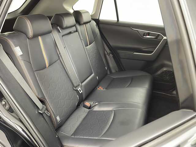 トヨタ ＲＡＶ４ アドベンチャー 兵庫県 2019(令1)年 5.6万km アティチュードブラックマイカ ・社外ナビ/CD/DVD/USB/BT/TV/・バックカメラ/・ビルトインETC/・合皮シート/・パワーシート/・トヨタセーフティセンス/・プリクラッシュセーフティ/・レーンディパーチャーアラート/・レーダークルーズコントロール/・オートマチックハイビーム/・クリアランスソナー/・スマートキー/・ダウンヒルアシスト/・LEDオートライト/・AC100V電源/・ルーフレール