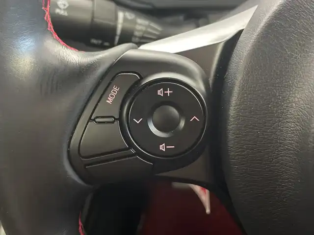 トヨタ ＧＲ８６ RZ 愛知県 2023(令5)年 2.1万km クリスタルホワイトパール 6速マニュアル/純正ナビ（NSZT-Y68T）/・CD/DVD/・Bluetooth/・フルセグ/バックカメラ/社外ドライブレコーダー/ETC/アイサイトコアテクノロジー/・プリクラッシュブレーキ/・クルーズコントロール/・車線逸脱警報/・ふらつき警報/・先行車発信お知らせ/ヒルアシストコントロール/ステアリング連動ヘッドライト/横滑り防止/シートヒーター/純正フロアマット/プッシュスタート