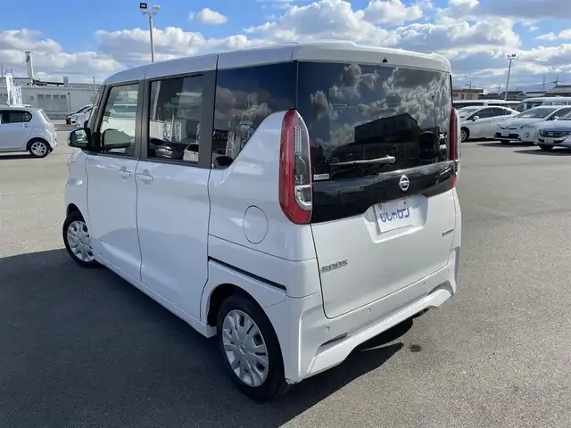 日産 ルークス X 大阪府 2022(令4)年 3.1万km ホワイトパール ”(株)IDOMが運営する【じしゃロン堺店】の自社ローン対象車両になります。こちらは現金ご利用時の価格です。/自社ローンご希望の方は別途その旨お申付け下さい。/”