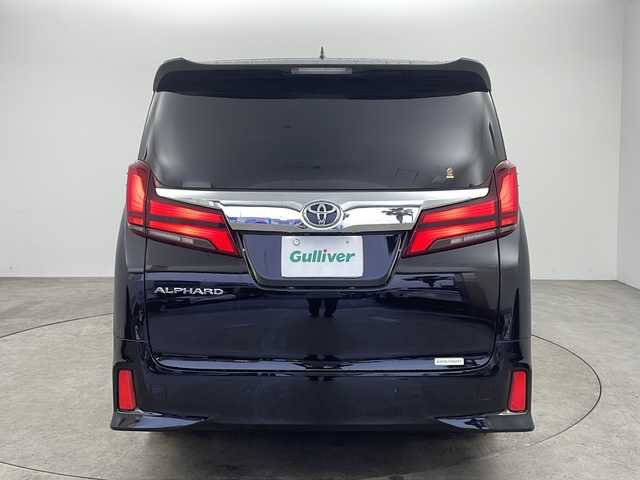 トヨタ アルファード S Cパッケージ 兵庫県 2019(令1)年 5.8万km ブラック ・Toyota Safety Sense/・プリクラッシュセーフティ/・レーントレーシングアシスト/・レーダークルーズコントロール（全車速追従機能付）/・ロードサインアシスト/・アダプティブハイビームシステム［AHS］/・ブラインドスポットモニター/・３眼LEDヘッドライト/・デジタルインナーミラー/・純正１０インチナビ/CD/DVD/SD/TV/BT/・純正リアフリップダウンモニター/・純正ドライブレコーダー/・ビルトインETC/・バックカメラ/・両側パワースライドドア/・パワーバックドア/・合成皮革シート/・シートヒーター/・エアシート/・前席パワーシート/・スマートキー/・ステアリングヒーター/・スマートキー