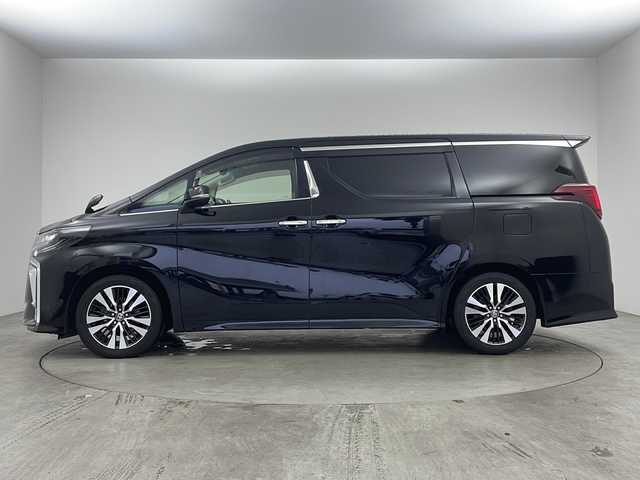 トヨタ アルファード S Cパッケージ 兵庫県 2019(令1)年 5.8万km ブラック ・Toyota Safety Sense/・プリクラッシュセーフティ/・レーントレーシングアシスト/・レーダークルーズコントロール（全車速追従機能付）/・ロードサインアシスト/・アダプティブハイビームシステム［AHS］/・ブラインドスポットモニター/・３眼LEDヘッドライト/・デジタルインナーミラー/・純正１０インチナビ/CD/DVD/SD/TV/BT/・純正リアフリップダウンモニター/・純正ドライブレコーダー/・ビルトインETC/・バックカメラ/・両側パワースライドドア/・パワーバックドア/・合成皮革シート/・シートヒーター/・エアシート/・前席パワーシート/・スマートキー/・ステアリングヒーター/・スマートキー