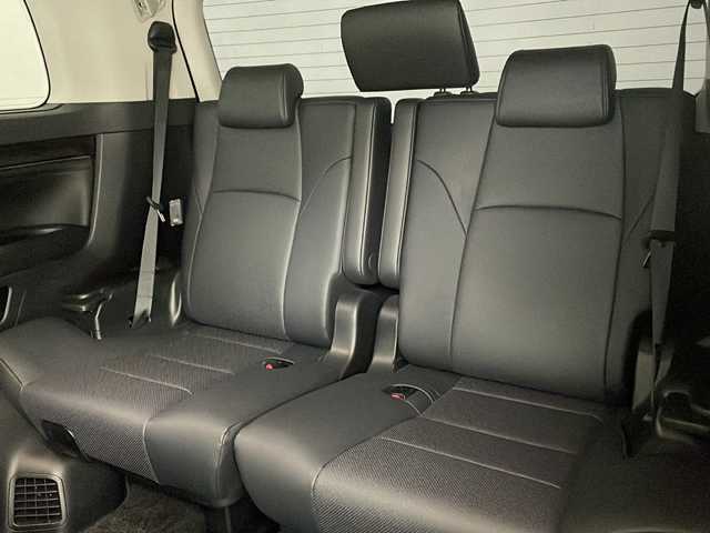 トヨタ アルファード S Cパッケージ 兵庫県 2019(令1)年 5.8万km ブラック ・Toyota Safety Sense/・プリクラッシュセーフティ/・レーントレーシングアシスト/・レーダークルーズコントロール（全車速追従機能付）/・ロードサインアシスト/・アダプティブハイビームシステム［AHS］/・ブラインドスポットモニター/・３眼LEDヘッドライト/・デジタルインナーミラー/・純正１０インチナビ/CD/DVD/SD/TV/BT/・純正リアフリップダウンモニター/・純正ドライブレコーダー/・ビルトインETC/・バックカメラ/・両側パワースライドドア/・パワーバックドア/・合成皮革シート/・シートヒーター/・エアシート/・前席パワーシート/・スマートキー/・ステアリングヒーター/・スマートキー