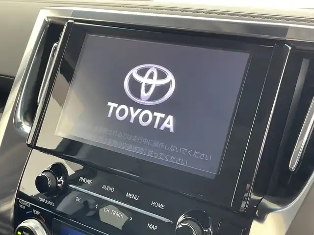 トヨタ アルファード S Cパッケージ 新潟県 2020(令2)年 2万km ホワイトパールクリスタルシャイン 禁煙車/純正メモリナビ/（BT/FM/AM/フルセグTV）/バックカメラ/ステアリングスイッチ/ステアリングヒーター/レザーシート/パワーシート/シートヒーター/エアシート/シートメモリー/オットマン/フリップダウンモニター/デジタルインナーミラー/純正三眼LEDオートヘッドライト/ツインムーンルーフ/ブラインドスポットモニター/前後ドライブレコーダー/モデリスタフルエアロ/シーケンシャルウィンカー/サンシェード/電格ミラー/ドアバイザー/ETC/取扱説明書/保証書/整備記録簿