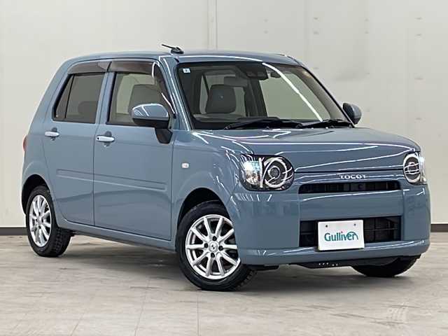 ダイハツ ミラ トコット G SA Ⅲ 道央・札幌 2022(令4)年 2.6万km レイクブルーメタリック /4WD//純正メモリーナビ：NSZN-W68D/(TV/AM/FM/CD/DVD/BT)//ステアリングスイッチ//全集囲カメラ//前方ドライブレコーダー//前席シートヒーター//ダイハツ スマートアシストIII/　・衝突警報機能/　・衝突回避支援ブレーキ/　・誤発進抑制制御機能/　・車線逸脱警報機能/　・先行車発進お知らせ機能/　・オートハイビーム//横滑り防止機能//オートライト//オートエアコン//前後コーナーセンサー//スペアキー