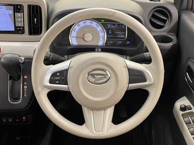 ダイハツ ミラ トコット G SA Ⅲ 道央・札幌 2022(令4)年 2.6万km レイクブルーメタリック /4WD//純正メモリーナビ：NSZN-W68D/(TV/AM/FM/CD/DVD/BT)//ステアリングスイッチ//全集囲カメラ//前方ドライブレコーダー//前席シートヒーター//ダイハツ スマートアシストIII/　・衝突警報機能/　・衝突回避支援ブレーキ/　・誤発進抑制制御機能/　・車線逸脱警報機能/　・先行車発進お知らせ機能/　・オートハイビーム//横滑り防止機能//オートライト//オートエアコン//前後コーナーセンサー//スペアキー