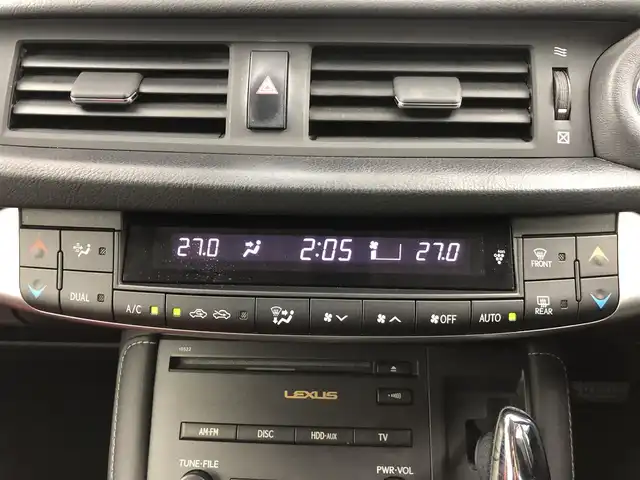 レクサス ＣＴ 200h バージョンC 愛知県 2011(平23)年 11.7万km レッドマイカクリスタルシャイン 純正HDDナビ/USBポート/プッシュスタート/ステアリングリモコン/クルーズコントロール/ビルトインETC/シートヒーター/フルフラットシート/純正16インチアルミホイール/スタッドレスタイヤ/衝突軽減システム/横滑り防止機能/盗難防止機能/オートライト/フォグランプ/取扱説明書/保証書/スマートキー
