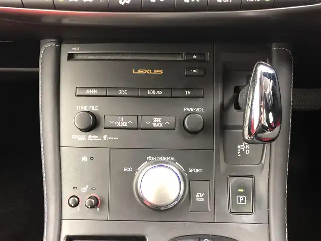 レクサス ＣＴ 200h バージョンC 愛知県 2011(平23)年 11.7万km レッドマイカクリスタルシャイン 純正HDDナビ/USBポート/プッシュスタート/ステアリングリモコン/クルーズコントロール/ビルトインETC/シートヒーター/フルフラットシート/純正16インチアルミホイール/スタッドレスタイヤ/衝突軽減システム/横滑り防止機能/盗難防止機能/オートライト/フォグランプ/取扱説明書/保証書/スマートキー