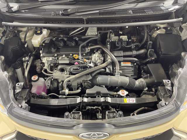 トヨタ シエンタ ハイブリッド Z 神奈川県 2023(令5)年 2.6万km ベージュ ディスプレイオーディオプラス/10.5型ディスプレイオーディオ/コネクトメモリーナビ/フルセグ　DVD CD　Bluetooth　USB　前方ドライブレコーダー/バックカメラ/両側電動スライドドア【サンシェード】/セーフティセンス/プリクラッシュセーフティ/レーントレーシングアシスト/レーンディバーチャーアラート/レーダークルーズコントロール/アダブティブハイビーム/ロードサインアシスト/ドライバー異常時対応システム/プロアクティブドライビングアシスト/発進遅れ告知機能/AC100V/パーキングサポートブレーキ/ブラインドスポットモニター/革巻きステアリング/SOSコール/プッシュスタート/スマートキー/LEDヘッドランプ/オートライト/純正15インチアルミホイール/スペアキー