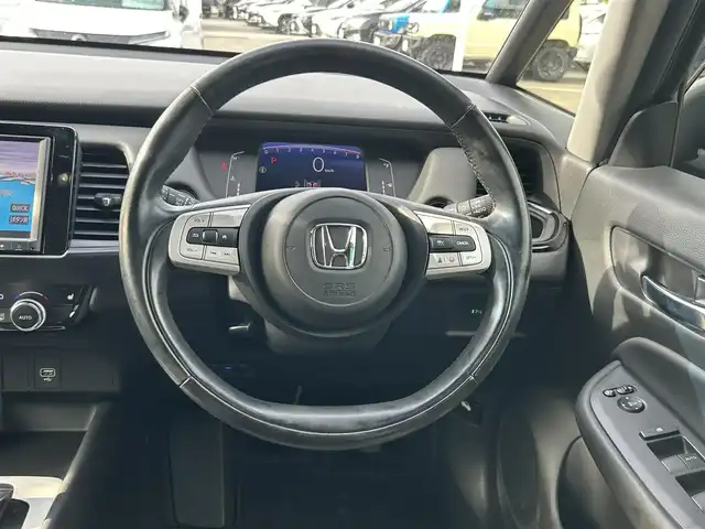 ホンダ フィット リュクス 徳島県 2020(令2)年 1.5万km クリスタルブラックパール 社外SDナビ　VXM-205VFET/　AM/FM/BT/iPod/SD/USB/DISC/バックカメラ/追従式クルーズコントロール/ビルトインETC/ドアバイザー/クリアランスソナー/オートブレーキホールド/ECON/アイドリングストップ/シートヒーター/エアーシート/ハーフレザーシート/ワンオーナー/LEDヘッドライト/コーナーセンサー