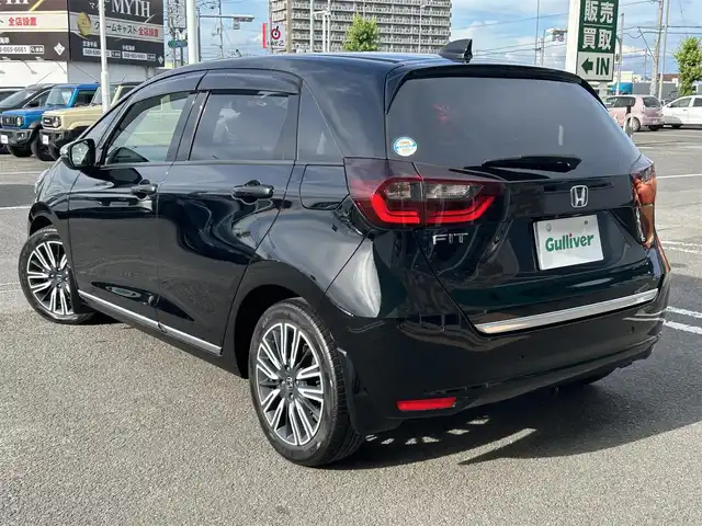 ホンダ フィット リュクス 徳島県 2020(令2)年 1.5万km クリスタルブラックパール 社外SDナビ　VXM-205VFET/　AM/FM/BT/iPod/SD/USB/DISC/バックカメラ/追従式クルーズコントロール/ビルトインETC/ドアバイザー/クリアランスソナー/オートブレーキホールド/ECON/アイドリングストップ/シートヒーター/エアーシート/ハーフレザーシート/ワンオーナー/LEDヘッドライト/コーナーセンサー