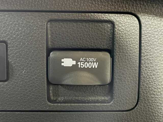 トヨタ ハリアー ハイブリッド Z レザーパッケージ 大阪府 2020(令2)年 3.9万km ホワイトパールクリスタルシャイン トムスエアロ　パノラミックビューモニター　ＪＢＬプレミアムサウンド　全方位　デジタルインナーミラー　シートヒーター　パワーシート　衝突軽減　レーンアシスト　レーダークルーズ　パワーバックドア　ＡＣ１００Ｖ