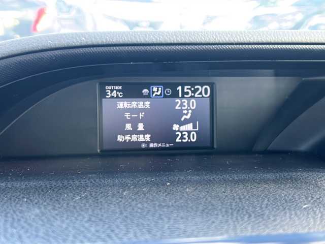 トヨタ ノア X 沖縄県 2020(令2)年 7.4万km ホワイトパールクリスタルシャイン 純正ナビ/（ＡＭ／ＦＭ／ＣＤ／ＢＴ）　/フルセグＴＶ　/バックモニター　/トヨタセーフティーセンス　/片側パワスラ　　　/クルーズコントロール　/オートライト　/ＵＳＢ入力端子　/ＥＴＣ　j/ＬＥＤヘッドライト　/純正マット/リモコンキー/前後コーナーセンサー/レーンキープアシスト