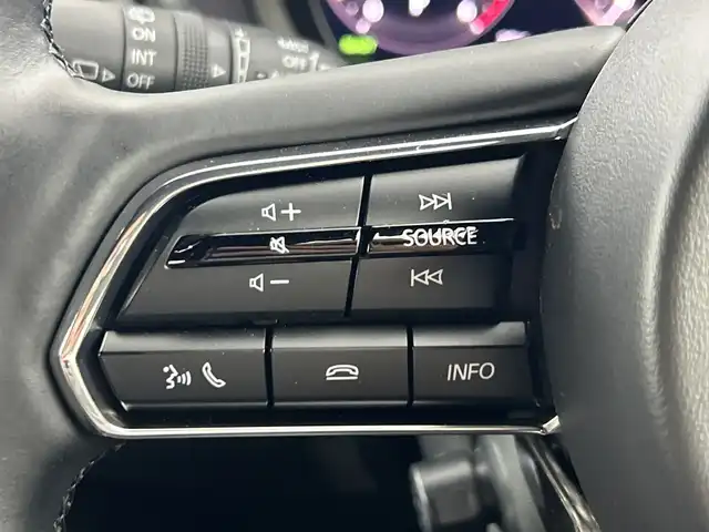 マツダ ＣＸ－６０ XD HV エクスクルーシブスポーツ 愛知県 2023(令5)年 2万km ソウルレッドクリスタルM 禁煙車/４WD/ターボ/ディーゼル/純正12.3インチナビ/（AM/FM/フルセグTV/Bluetooth/USB）/全方位カメラ/BOSEサウンド/ワイヤレス充電/i-ACTIVESENSE/・スマートブレーキサポート/・アダプティブLEDヘッドライト/・360°ビューモニター/・ブラインドスポットモニタリング/・車線逸脱警報システム/・レーンキープアシストシステム/・交通標識認識システム/・クルージング＆トラフィックサポート/・マツダレーダークルーズコントロール/ヘッドアップディスプレイ/ETC/前後ドライブレコーダー/レザーシート/シートヒーター/シートベンチレーション/ステアリングヒーター/パワーシート/メモリシート/パワーバックドア/アイドリングストップ/パドルシフト/純正20インチアルミホイール/スマートキー/スペアキー有/プッシュスタート/横滑り防止装置/純正フロアマット/電動格納ミラー