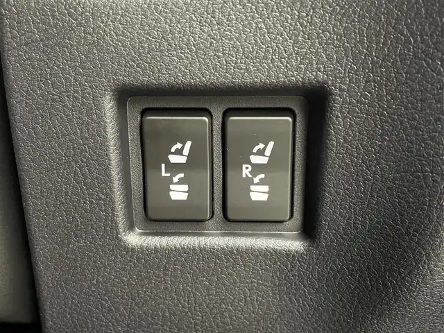 レクサス ＮＸ 300h バージョンL 宮城県 2019(平31)年 2.4万km グラファイトブラックガラスフレーク 純正ナビ　/パノラミックビューモニター　/ＢＳＭ　/三眼ＬＥＤヘッドランプ　/後席電動格納　/パワーバックドア　/シートヒーター／ベンチレーション　/ステアリングヒーター/メモリ機能付パワーシート/追従クルーズコントロール/クリアランスソナー/プリクラッシュセーフティ/レーンディパーチャーアラート/オートマチックハイビーム/ETC2.0/ドライブレコーダー/１００Ｖ電源　/禁煙車