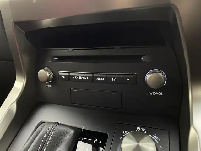 レクサス ＮＸ 300h バージョンL 宮城県 2019(平31)年 2.4万km グラファイトブラックガラスフレーク 純正ナビ　/パノラミックビューモニター　/ＢＳＭ　/三眼ＬＥＤヘッドランプ　/後席電動格納　/パワーバックドア　/シートヒーター／ベンチレーション　/ステアリングヒーター/メモリ機能付パワーシート/追従クルーズコントロール/クリアランスソナー/プリクラッシュセーフティ/レーンディパーチャーアラート/オートマチックハイビーム/ETC2.0/ドライブレコーダー/１００Ｖ電源　/禁煙車