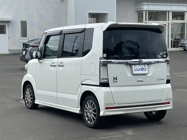 ホンダ Ｎ ＢＯＸ カスタム G SSパッケージ 宮城県 2015(平27)年 12.6万km プレミアムホワイトパール (株)IDOMが運営する【じしゃロン仙台店】の自社ローン専用車両になりますこちらは現金またはオートローンご利用時の価格です。自社ローンご希望の方は別途その旨お申付け下さい/純正ナビ/両側パワースライドドア/ETC/バックカメラ/スマートキー/プッシュスタート/ドアバイザー/ドアミラーウインカー