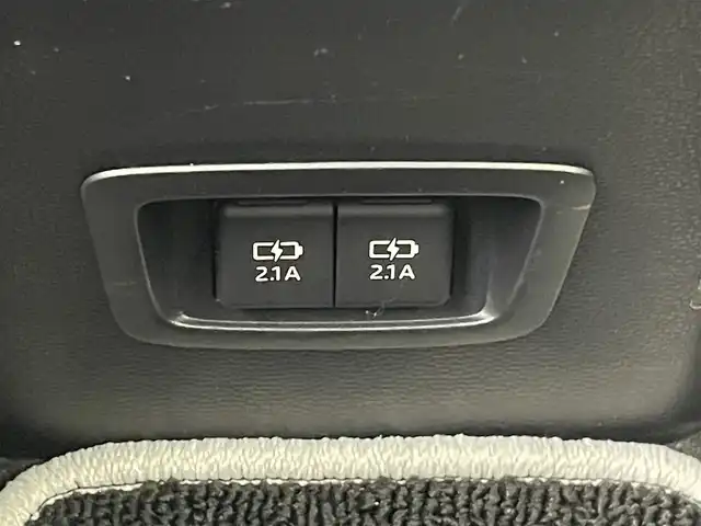 トヨタ カローラツーリング ハイブリッド ダブルバイビー 大分県 2020(令2)年 2.8万km ブラックマイカ 純正ディスプレイオーディオ/（BT/USB/MiraCast)/バックカメラ/トヨタセーフティセンス/・プリクラッシュセーフティ/・クリアランスソナー/・ブラインドスポットモニター/・レーダークルーズコントロール/ステアリングヒーター/ハーフレザーシート/オートマチックハイビーム/前席シートヒーター/ビルトインETC/オートリトラミラー/オートブレーキホールド/電動パーキングブレーキ/純正アルミホイール